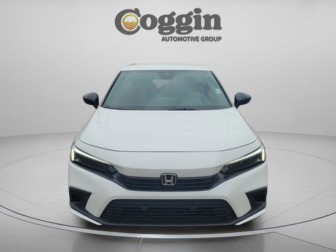 Used 2023 Honda Civic Sport image 6