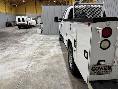 Used 2016 Ford F350 XL w/ Power Equipment Group image 9