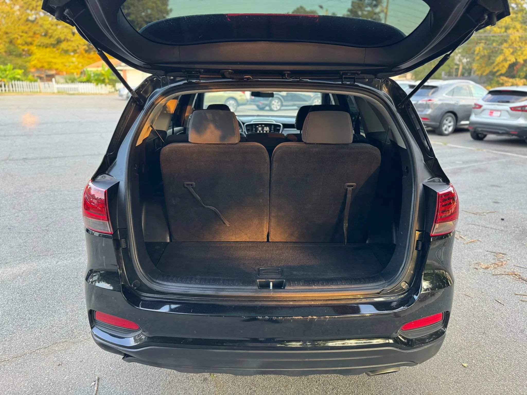 Used 2019 Kia Sorento L FWD image 32