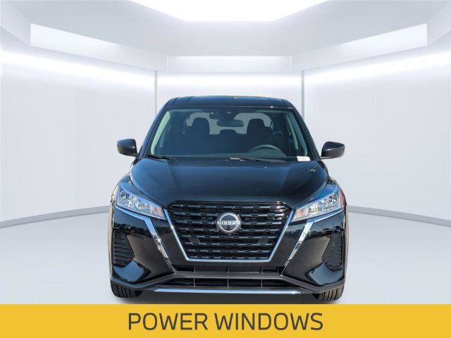 Used 2024 Nissan Kicks S FWD image 11