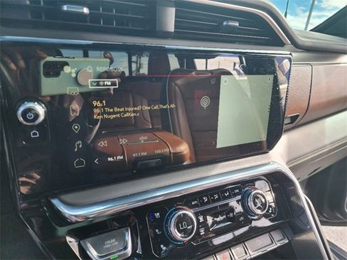 Used 2024 GMC Sierra 2500 Denali Ultimate image 41