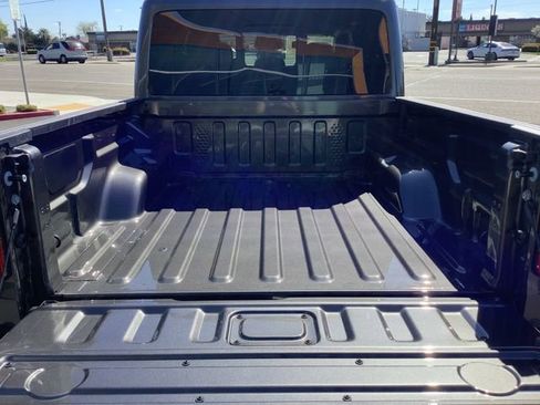 New 2026 Jeep Gladiator Sport image 32