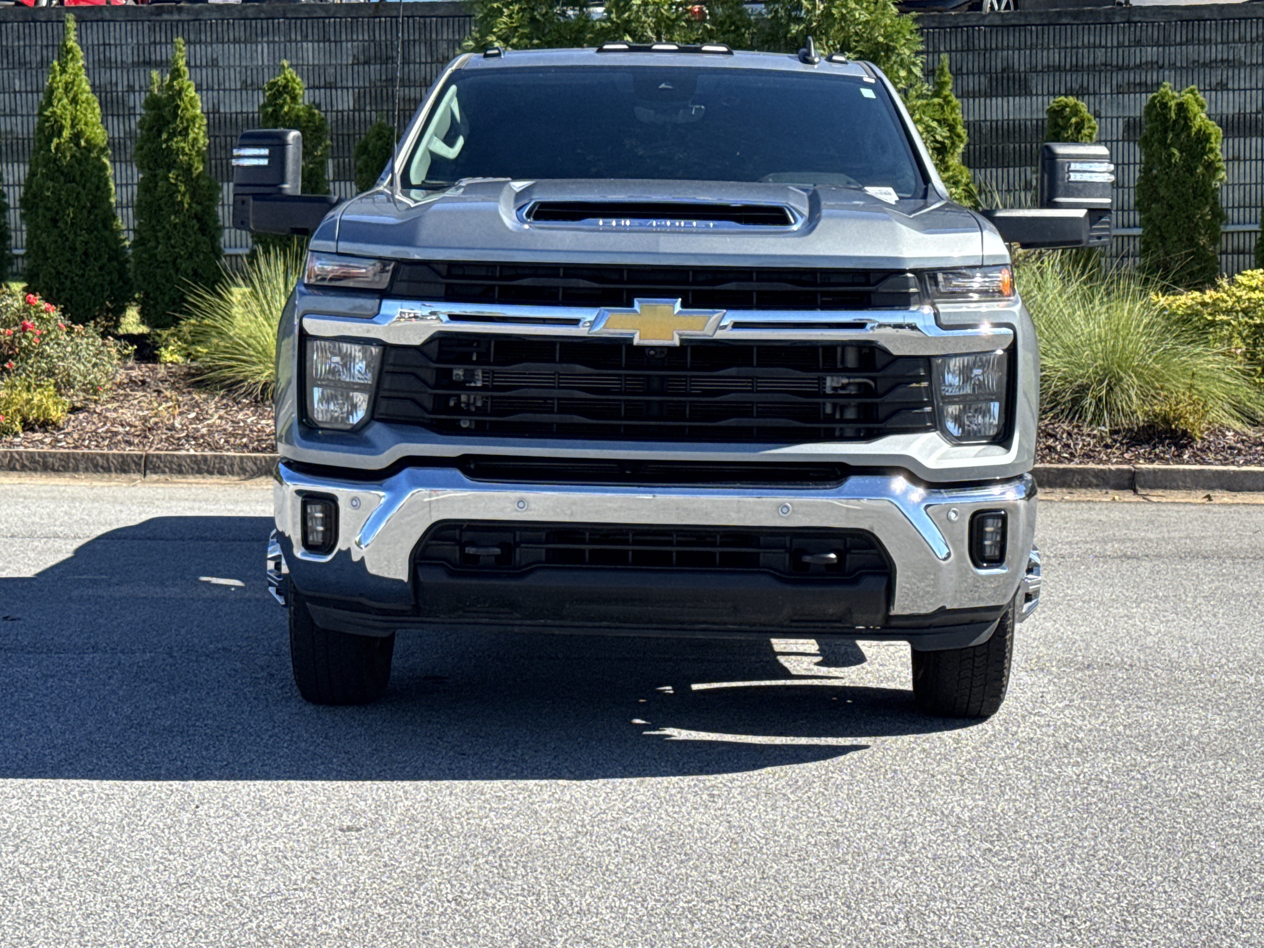 Used 2026 Chevrolet Silverado 3500 LT w/ All Star Edition AWD/4WD image 3