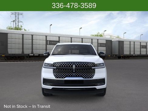 New 2026 Lincoln Navigator L Reserve AWD/4WD image 6