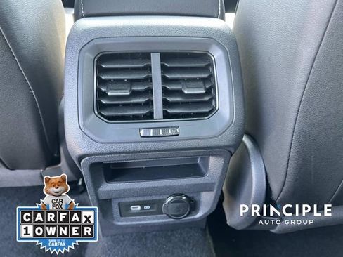 Certified 2023 Volkswagen Tiguan SE w/ Panoramic Sunroof Package image 29