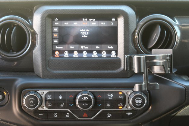 Used 2021 Jeep Wrangler Unlimited Sport AWD/4WD image 19