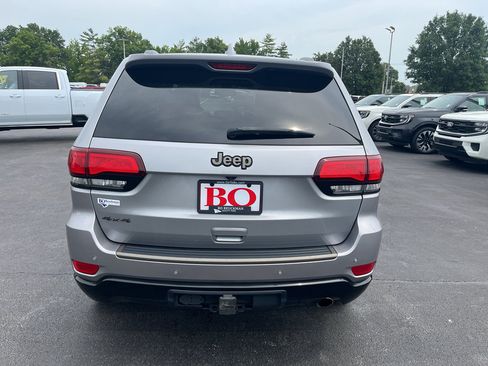 Used 2016 Jeep Grand Cherokee Limited 75th Anniversary AWD/4WD image 10