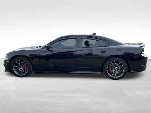 Used 2023 Dodge Charger R/T w/ Performance Handling Group image 4