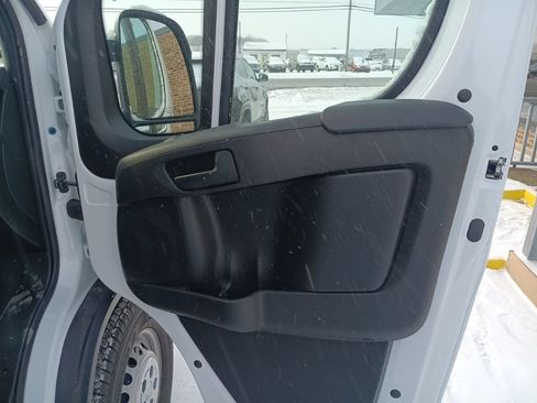 New 2025 RAM ProMaster 3500 w/ Cold Weather Group FWD image 28