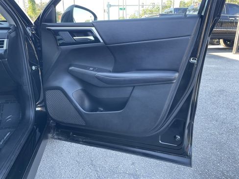 Used 2023 Mitsubishi Outlander SE FWD image 43