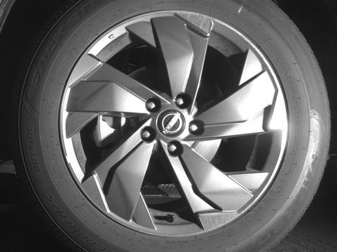 Used 2025 Nissan Rogue SV FWD image 12