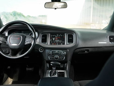 Used 2023 Dodge Charger SXT RWD image 10