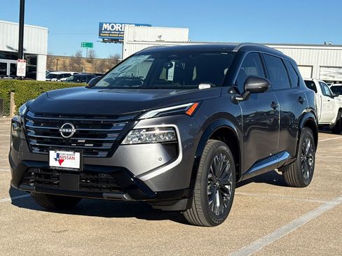 New 2026 Nissan Rogue Platinum w/ Platinum Premium Package image 4