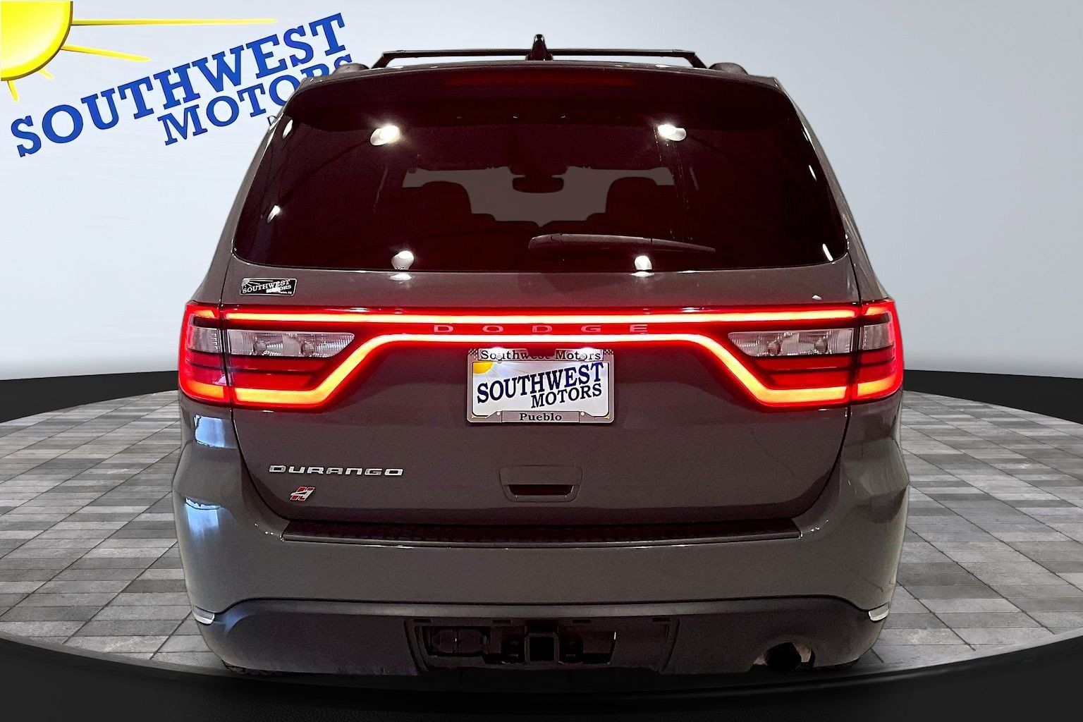 Used 2023 Dodge Durango SXT w/ Trailer Tow Group IV AWD/4WD image 6