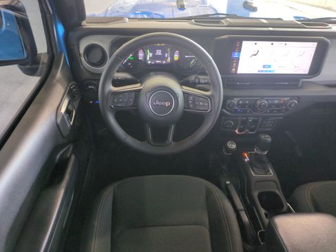 Used 2024 Jeep Wrangler Sport S w/ Convenience Group image 18