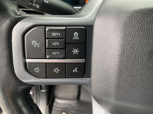 Used 2023 Ford F150 Lariat w/ Equipment Group 502A High AWD/4WD image 31