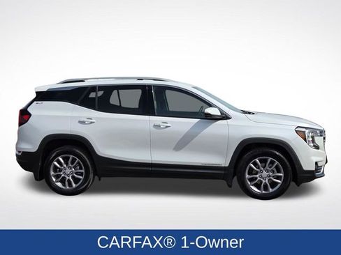 Used 2022 GMC Terrain SLT w/ Tech Package AWD/4WD image 2