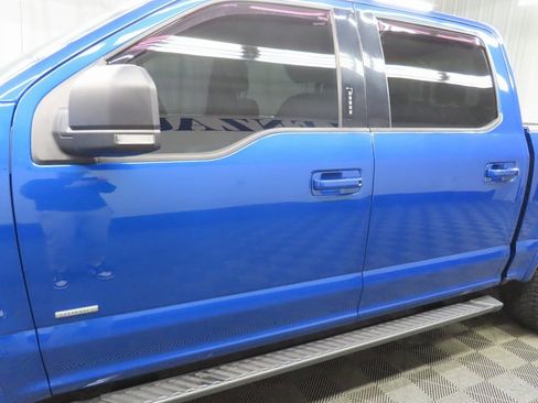 Used 2017 Ford F150 XLT w/ Equipment Group 302A Luxury image 38