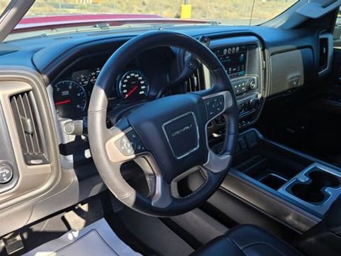 Used 2018 GMC Sierra 2500 Denali image 17