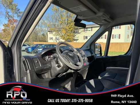 Used 2017 RAM ProMaster 1500 w/ Interior Convenience Group image 11