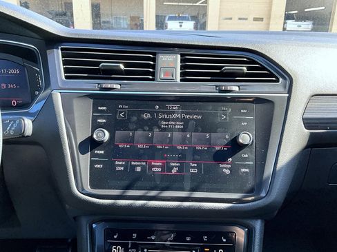 Used 2023 Volkswagen Tiguan SEL R-Line image 14