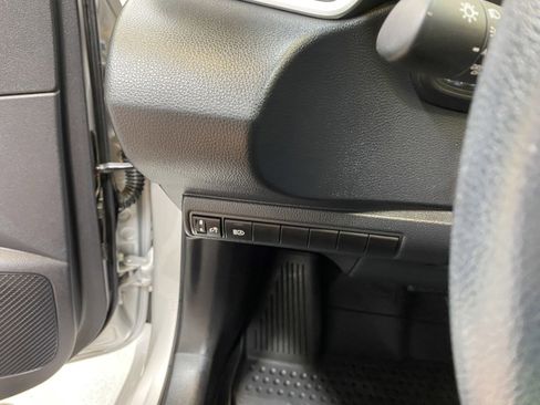 Used 2024 Toyota Corolla LE FWD image 32