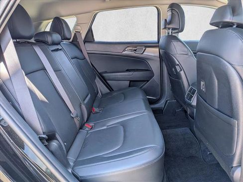 Used 2023 Kia Sportage EX image 20