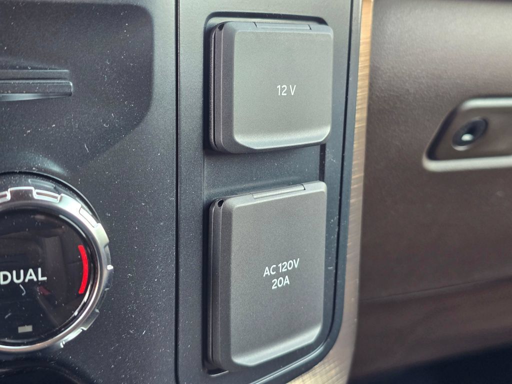 New 2026 Ford F150 King Ranch w/ Equipment Group 601A High AWD/4WD image 24