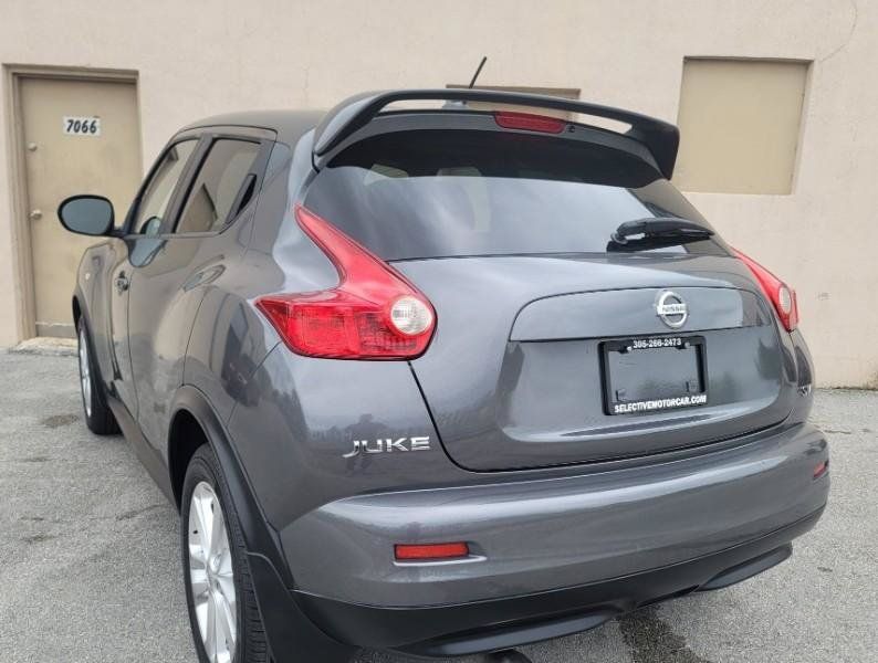 Used 2011 Nissan Juke SV FWD image 12