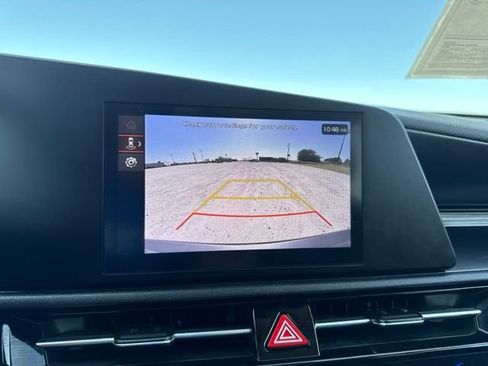 Used 2025 Kia Niro LX FWD image 13