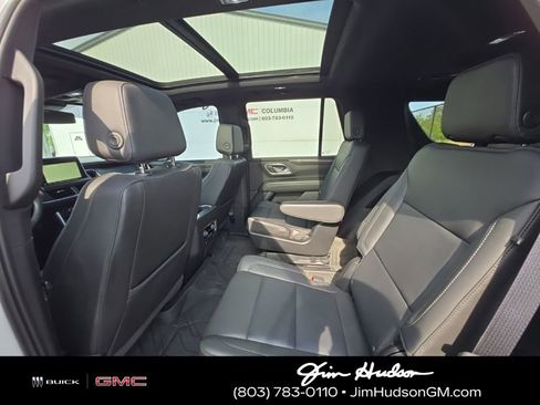 Used 2024 Chevrolet Tahoe LT w/ LT Signature Package RWD image 8