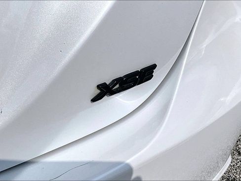 Used 2021 Toyota Camry XSE FWD image 42