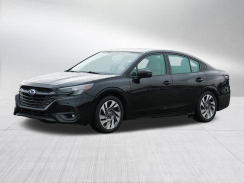 Used 2023 Subaru Legacy Limited AWD/4WD image 3
