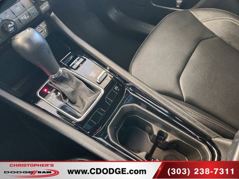 Used 2025 Jeep Compass Limited image 15