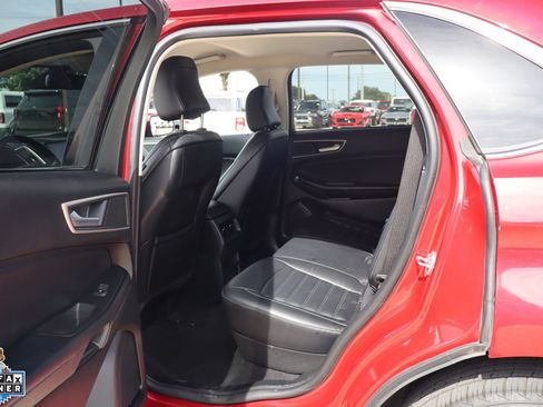 Used 2024 Ford Edge SEL AWD/4WD image 24