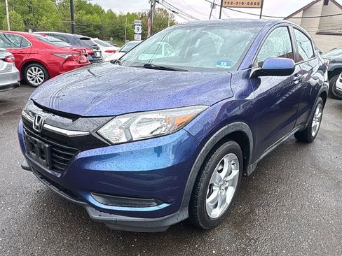 Used 2016 Honda HR-V LX image 1