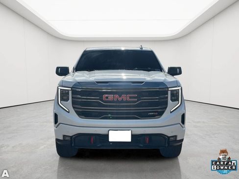 Used 2023 GMC Sierra 1500 AT4 w/ AT4 Premium Package AWD/4WD image 8