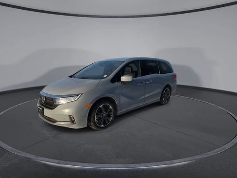 Used 2023 Honda Odyssey Elite image 4