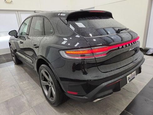 New 2026 Porsche Macan image 3