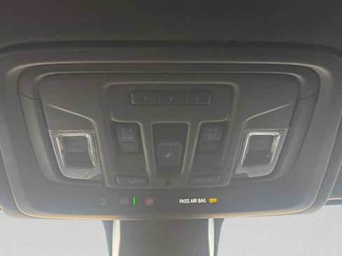 Used 2022 GMC Sierra 2500 Denali image 22