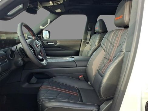 Certified 2025 Nissan Armada PRO-4X w/ Pro-4X Premium Package image 20