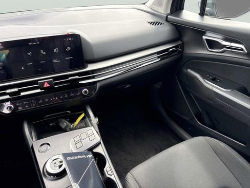 New 2026 Kia Sportage LX image 14