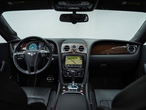 Used 2014 Bentley Continental GT image 4