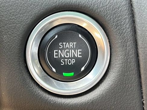 Used 2024 Chevrolet Tahoe LT RWD image 26