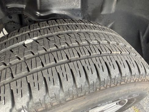 Used 2023 RAM 1500 Laramie image 14