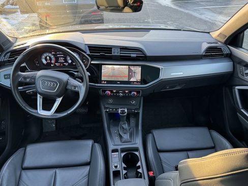 Used 2023 Audi Q3 2.0T Premium Plus w/ Premium Plus Package image 11