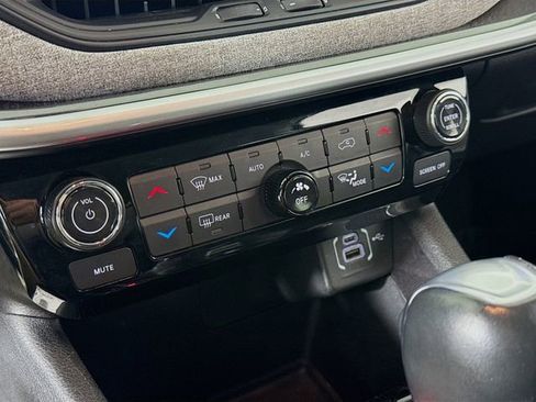 Used 2022 Jeep Compass Latitude w/ Convenience Group image 15