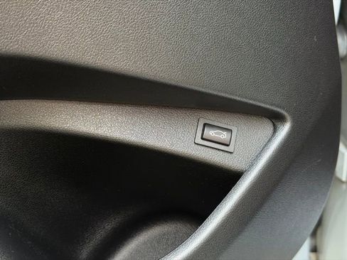 Used 2024 BMW M2 w/ Lighting Package RWD image 22