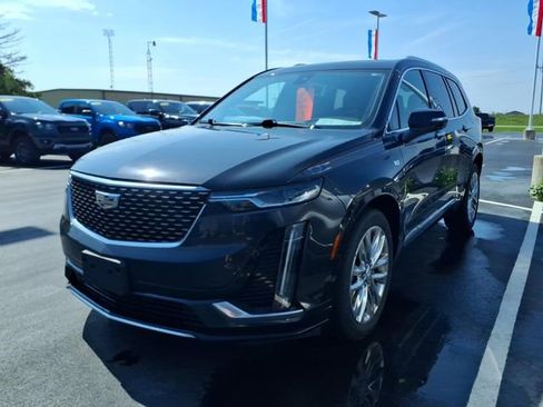 Used 2020 Cadillac XT6 Premium Luxury AWD/4WD image 4