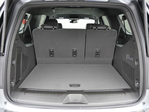 New 2026 GMC Yukon XL Elevation image 5